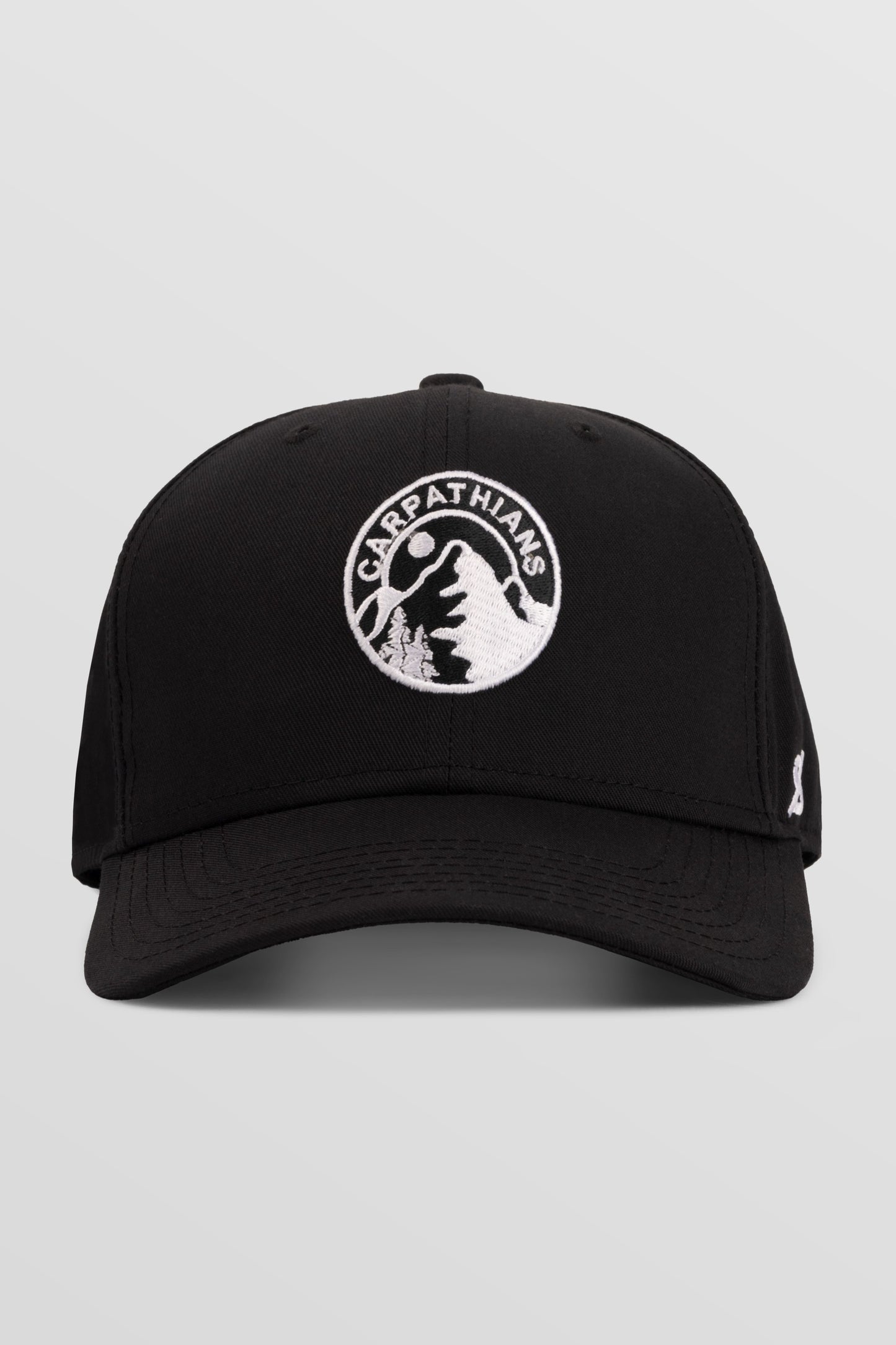 Кепка Карпати класична чорна